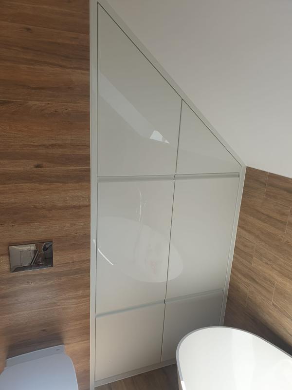 imgi10149607692212667984487887053076958748576247994n